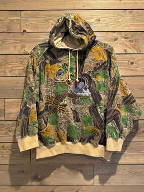 Boggy Creek Vintage 90s hunting camo hoodie embroidered turkey outdoors core You